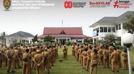 Foto Dinas Tanaman Pangan, Hortikultura, dan Peternakan (TPHP) Provinsi Kalimantan Tengah (Kalteng) kembali melaksanakan  apel rutin Aparatur Sipil Negara (ASN)