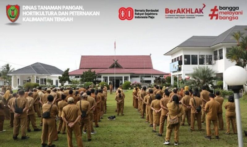 Foto Dinas Tanaman Pangan, Hortikultura, dan Peternakan (TPHP) Provinsi Kalimantan Tengah (Kalteng) kembali melaksanakan  apel rutin Aparatur Sipil Negara (ASN)
