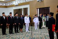 Lantik 6 Pejabat Pimpinan Tinggi Pratama, Bupati Heriyus Tekankan Dedikasi dan Loyalitas ASN