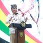 Gubernur Kalimantan Tengah, Agustiar Sabran, menyampaikan sambutan pada acara Launching Kartu Huma Betang Sejahtera (KHBS) di Aula Jayang Tingang (AJT) Lantai II Kantor Gubernur Kalimantan Tengah, Palangka Raya. Peluncuran program KHBS ini menjadi langkah strategis Pemerintah Provinsi Kalimantan Tengah dalam memperkuat perlindungan sosial dan meningkatkan kesejahteraan masyarakat, khususnya keluarga kurang mampu dan masyarakat di wilayah pelosok. (20/2/26)