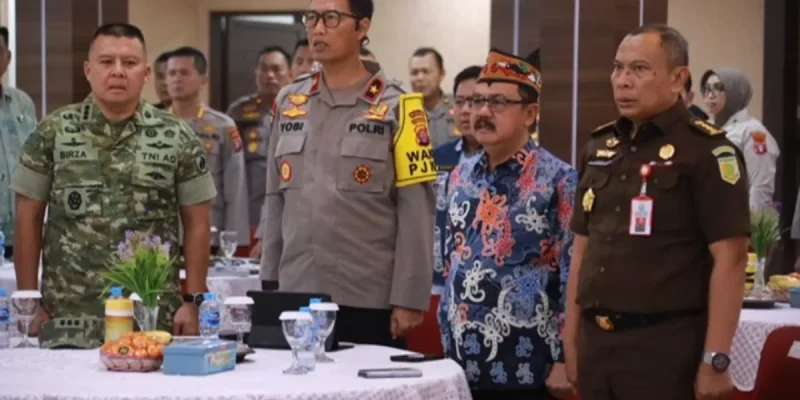 Pemprov Kalteng Sambut Gebrakan Nasional: Peresmian 1.179 SPPG dan Gudang Pangan Polri Dorong Ekonomi Daerah (MMC Kalteng)