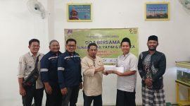 PT Suprabari Mapanindo Mineral (SMM), melalui tim Corporate Social Responsibility (CSR) menggelar doa bersama serta menyerahkan santunan untuk anak yatim dan dhuafa di Panti Asuhan Khoirunnas, Muara Teweh, Barito Utara, Ahad, 1 Februari 2026. Foto: PT SMM untuk 1tulah.com