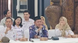 Legislator DPRD Barito Utara (Barut), H Al Hadi, turut menghadiri audiensi yang digelar Kepala Badan Narkotika Nasional Provinsi (BNNP) Kalteng Brigjen Pol Mada Roostanto, bersama jajaran Pemkab Barut Barito Utara di Balai Antang, Muara Teweh, pada Rabu, 11 Februari 2026. Foto: Istimewa