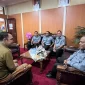 Kepala Divisi Pelayanan Hukum Kanwil Kemenkum Kalimantan Tengah, Joko Martanto, bersama Kepala Bidang Kekayaan Intelektual Budi Haryono dan Tim KI saat melakukan koordinasi dengan Plt. Sekretaris Dinas Pendidikan Provinsi Kalimantan Tengah, Safrudin, terkait persiapan diseminasi kekayaan intelektual dan penguatan paten inovasi pendidikan di Palangka Raya. (24/2/26).