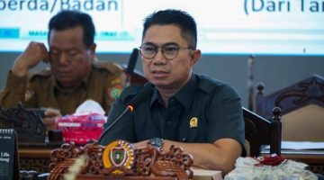 Wakil Ketua III DPRD Provinsi Kalteng Junaidi pimpin Rapat Badan Musyawarah (Banmus) DPRD Provinsi di Ruang Rapat Gabungan DPRD Provinsi Kalteng, Senin (2/2/2026).Foto:Ist