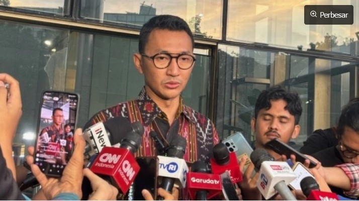 Juru Bicara KPK, Budi Prasetyo di Gedung Merah Putih KPK, Jakarta Selatan, Jumat (30/1/2026). [Suara.com/Dea] 