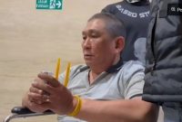 Terduga bandar narkoba bernama Erwin alias Koko Erwin digiring ke dalam Gedung Bareskrim Polri, Jakarta, Jumat (27/2/2026). (ANTARA/HO-Dokumentasi pribadi) 