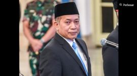 Menteri Koperasi Ferry Juliantono meminta Alfamart dan Indomaret tak ekspansi ke desa karena mengancam keberadaan Koperasi Merah Putih [ANTARA FOTO/Galih Pradipta/tom] 