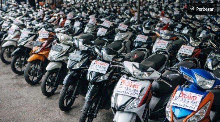 Ilustrasi motor bekas tarikan leasing. (Chat GPT) 