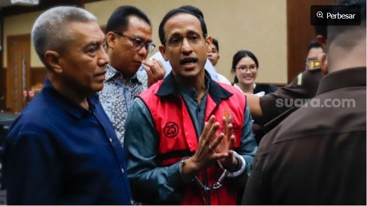 Terdakwa kasus dugaan korupsi dalam digitalisasi pendidikan pengadaan laptop Chromebook di Kemendikbudristek tahun 2019-2022 Nadiem Makarim di Pengadilan Tipikor, Jakarta. [Suara.com/Alfian Winanto] 