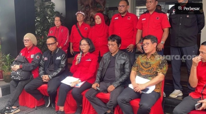 Konferensi pers di Sekolah Partai PDIP, Jakarta Selatan, Rabu (25/2/2026). (Suara.com/Bagaskara) 