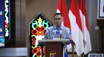 Plt. Sekretaris Daerah Provinsi Kalimantan Tengah Leonard S. Ampung memimpin Rapat Koordinasi Lintas Sektoral Operasi Ketupat Telabang 2026 di Aula Arya Dharma Mapolda Kalteng, Palangka Raya, sebagai upaya memperkuat pengamanan Ramadan dan Idulfitri di Kalimantan Tengah. (5/3/26)