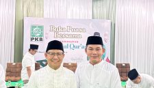 Ketua DPW Partai Kebangkitan Bangsa (PKB) Kalimantan Tengah, Rahmanto Muhidin (kanan)