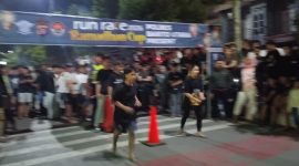 Polres Barito Utara (Barut), Kalteng, menggelar lomba balap lari 100 meter bertajuk Run Race Ramadan Cup 2026 Polres Barut Present, di Jalan Tumenggung Surapati depan Masjid At Taqwa Muara Teweh. Foto: Aprie/1tulah.com