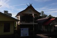 Kantor Pemerintah Desa Walur, Gunung Timang, Barito Utara, Kalteng. Foto: Wikimedia Commons