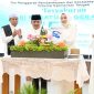 Gubernur Kalimantan Tengah Agustiar Sabran bersama Ketua TP PKK Kalteng Aisyah Thisia Agustiar Sabran menghadiri tasyakuran dan buka puasa bersama dalam rangka peringatan HKG PKK ke-54 Tahun 2026 di Palangka Raya, Kamis (12/3/26).
