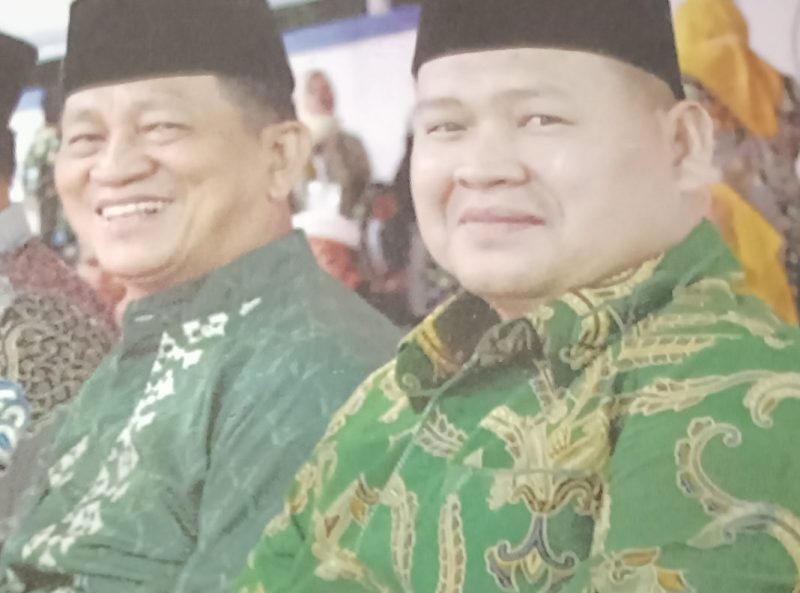 Anggota DPRD Kabupaten Barito Utara Komisi II/Fraksi PKB), Suhendra (kanan) bersama rekannya, Nurul Anwar.(Foto : Tangkapan layar Profil Anggota DPRD Barito Utara 2024-2029)