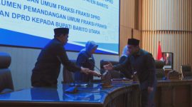 anggota DPRD Parmana Setiawan saat menyampaikan pemandangan umum fraski PKB, Senin(2/3.2026)/foto.Aprie