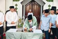 Foto Bupati Barito Utara, H. Shalahuddin, didampingi Wakil Bupati Felix Sonadie