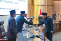 Foto dalam Sidang Paripurna IV Masa Sidang II