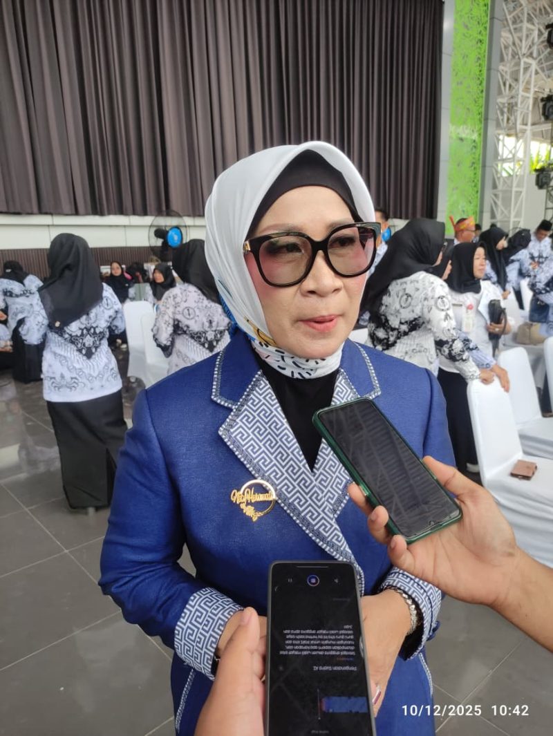 Foto Ketua Komisi I DPRD Kabupaten Barito Utara, Hj Nety