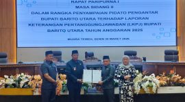 Foto dalam Rapat Paripurna I, Masa Sidang II, DPRD Barito Utara