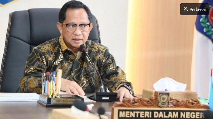 Mendagri Muhammad Tito Karnavian menginstruksikan seluruh kepala daerah dan wakil kepala daerah untuk tetap berada dan siaga di daerah masing-masing selama periode satu minggu sebelum hingga satu minggu setelah Hari Raya Idulfitri 1447 Hijriah (Dok: Kemendagri) 