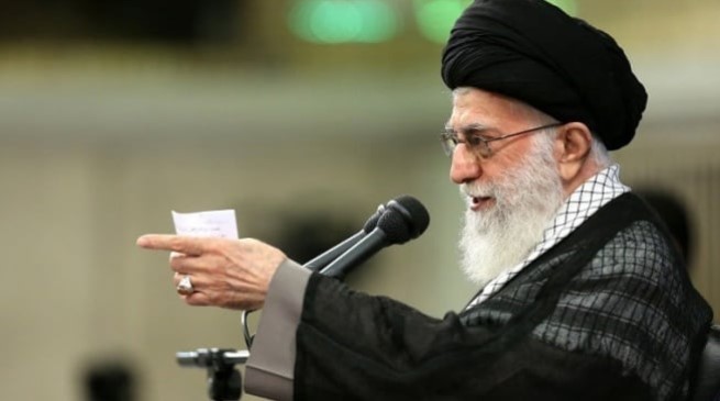 Pemimpin Tertinggi Iran Ali Khamenei semasa hidup. [AFP] 