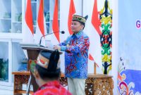 Gubernur Kalimantan Tengah Agustiar Sabran bersama Wakil Gubernur Edy Pratowo dan Pj Sekda Linae Victoria Aden menerima kunjungan delegasi Parlemen Inggris yang dipimpin Barry Strachan Gardiner di Istana Isen Mulang, Palangka Raya. (1/4/26)