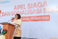 Kepala BPS Kalimantan Tengah Agnes Widiastuti memimpin Apel Siaga dan Sosialisasi Sensus Ekonomi 2026 di halaman Kantor BPS Provinsi Kalimantan Tengah, Palangka Raya, sebagai langkah meningkatkan kesiapan pendataan ekonomi di daerah, (9/4/26).