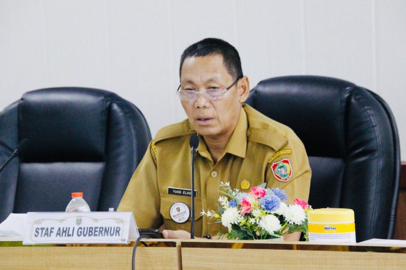 Staf Ahli Gubernur Kalimantan Tengah Yuas Elko membuka Forum Kemitraan Pengelolaan Fasilitas Kesehatan Tahun 2026 untuk memperkuat pelaksanaan Program JKN di Kalteng. (14/4/26)