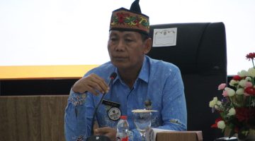 Staf Ahli Gubernur Kalimantan Tengah Yuas Elko menghadiri Rapat Koordinasi Program CSR Infrastruktur Jalan di Aula Dinas PUPR Provinsi Kalimantan Tengah. (16/4/26)