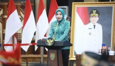 Ketua TP PKK Kalteng Aisyah Thisia Agustiar Sabran membuka Rakorda Bangga Kencana dan percepatan penurunan stunting Tahun 2026 di Palangka Raya. (29/4/26)
