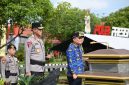 Gubernur Kalimantan Tengah Agustiar Sabran memimpin Apel Gelar Pasukan Kesiapsiagaan Karhutla 2026 di Lapangan Barigas Polda Kalteng. (17/4/26)