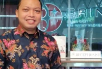 Akademisi FISIP Universitas Palangka Raya, Suprayitno, menilai kebijakan Work From Home (WFH) bagi ASN di Kalimantan Tengah sebagai langkah progresif menuju transformasi birokrasi modern dan sistem pemerintahan yang lebih adaptif. (6/4/26)