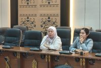 Foto Wakil Ketua II DPRD Barito Utara, Hj. Henny Rosgiaty Rusli