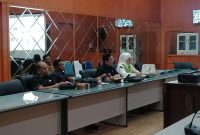 Foto di Dalam rapat yang digelar di ruang rapat DPRD