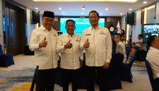 Heriyus menghadiri Rakernas) XVII APKASI yang digelar di Ballroom Hotel AsiaLink, Jalan Sriwijaya No. 22, Lubuk Baja, Kota Batam, Kepulauan Riau, Jumat (17/4/2026).