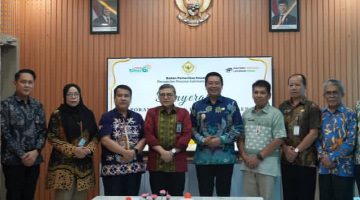 Foto Wakil Bupati Barito Utara, Felix Sonadie Y. Tingan, di Kantor BPK RI Perwakilan Kalimantan Tengah