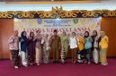 GOW Mura menggelar lomba kebaya dalam rangka memperingati Hari Kartini dengan melibatkan sebanyak 50 orang lanjut usia (lansia), Selasa (21/4/2026).