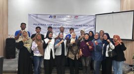 Foto kolaborasi PT Pamapersada Nusantara Site SMMS, PT SMM, dan Yayasan Astra–YDBA melaksanakan pelatihan Good Manufacturing Practices (GMP)