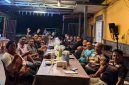 Saat kegiatan pra rapat DAD Bartim di cafe 113 Tamiang Tayang. Foto : 1tulah.com/zakirin
