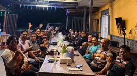 Saat kegiatan pra rapat DAD Bartim di cafe 113 Tamiang Tayang. Foto : 1tulah.com/zakirin