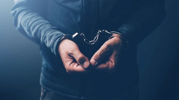 ilustrasi penangkapan, borgol. [Envato Elements]