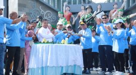 Gubernur Kalimantan Tengah Agustiar Sabran menghadiri peringatan Hari Buruh Internasional (May Day) 2026 di Bundaran Besar Palangka Raya bersama unsur Forkopimda dan perwakilan serikat pekerja. (1/5/26)