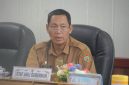 Staf Ahli Gubernur Kalteng Yuas Elko saat mengikuti Rapat Koordinasi Pengendalian Inflasi Tahun 2026 secara virtual dari Ruang Rapat Bajakah Kantor Gubernur Kalimantan Tengah. (5/5/26)