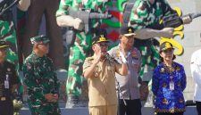 Gubernur Kalimantan Tengah, Agustiar Sabran membuka Gerakan Pangan Murah dalam rangka Hari Jadi ke-69 Provinsi Kalimantan Tengah di Bundaran Besar Palangka Raya. Kegiatan tersebut menyediakan berbagai kebutuhan pokok dengan harga subsidi hingga 30 persen di bawah harga pasar untuk membantu masyarakat dan menjaga stabilitas inflasi daerah. (18/5/26)