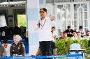 Gubernur Kalimantan Tengah, Agustiar Sabran membuka Pasar Murah bagi Mahasiswa dalam rangka Hari Jadi ke-69 Provinsi Kalimantan Tengah di Istana Isen Mulang. Sebanyak 3.500 paket sembako murah disalurkan untuk mahasiswa asal pedalaman, penerima KIP Kuliah, dan mahasiswa kurang mampu dengan harga tebus hanya Rp10 ribu. Selasa, (20/5/26).