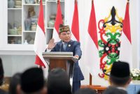 Gubernur Kalimantan Tengah Agustiar Sabran menyampaikan sambutan saat pelantikan dan pengambilan sumpah jabatan enam Pejabat Pimpinan Tinggi Pratama di lingkungan Pemerintah Provinsi Kalimantan Tengah di Istana Isen Mulang, Palangka Raya, Selasa (26/5/26)