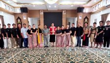 Bupati Heriyus forto bersama  dengan kontingen FBIM Murung Raya 2026, Sabtu (9/05/2026])